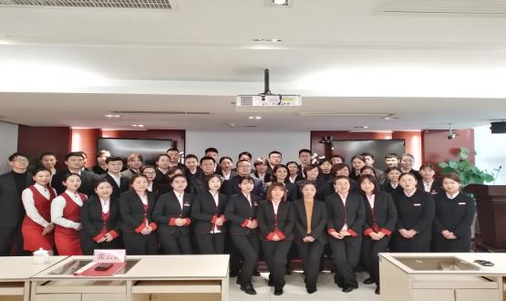 用心前行，筑夢(mèng)遠航 ——諾亞人力資源（中信銀行）外包員工新春年會(huì )暨2019年優(yōu)秀員工表彰會(huì )圓滿(mǎn)舉行